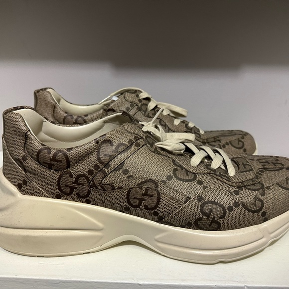 Gucci GG Rhyton Sneaker - Picture 1 of 4